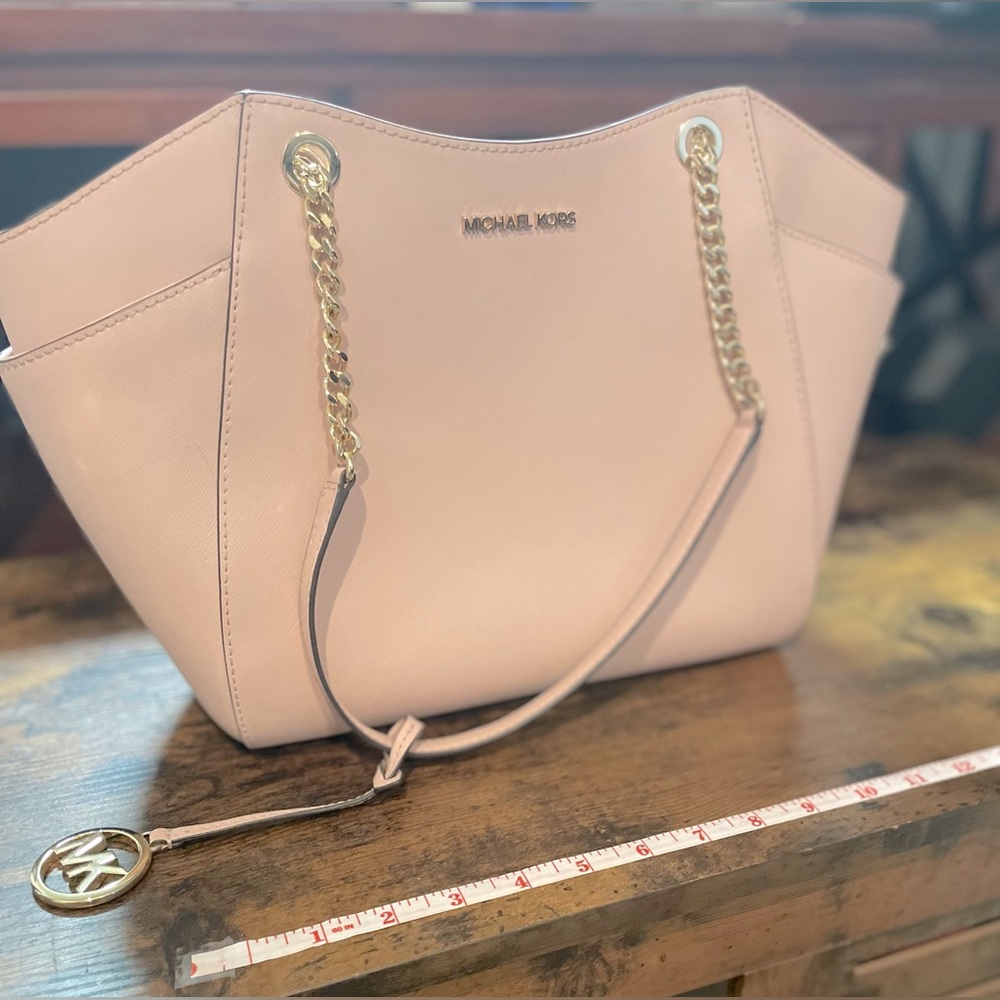 Michael Kors Large Shoulder Tote Bag. Light Pink.
